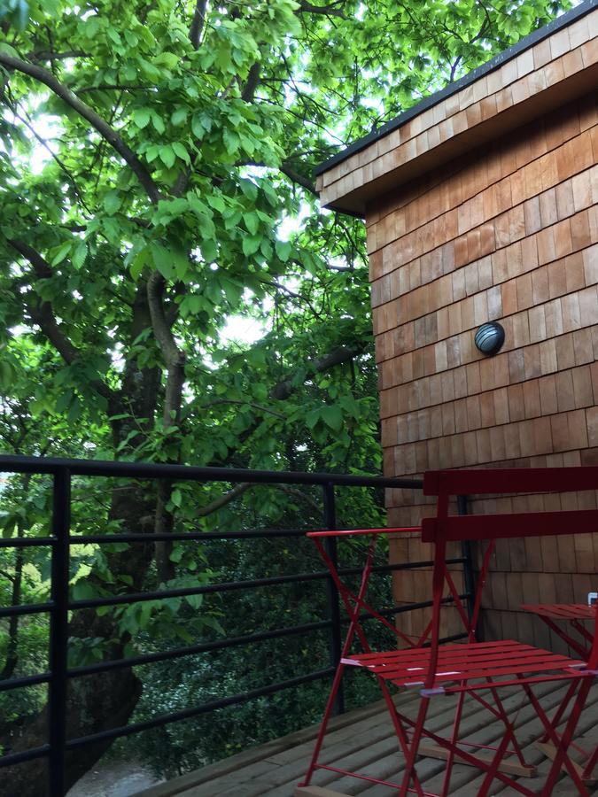 Almabosque Lodge *